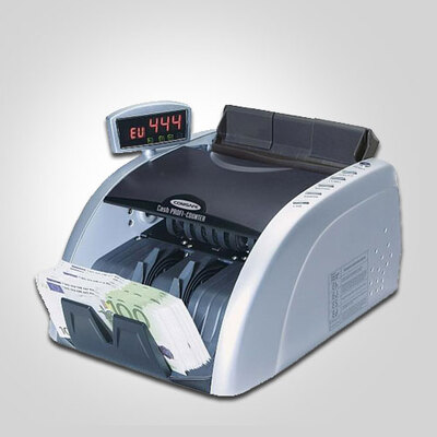 Počítač bankoviek a mincí