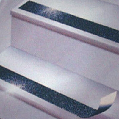 Protišmykové pásky na schody