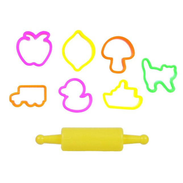 Modelovacia hmota 550g v kufríku + formičky 5300835