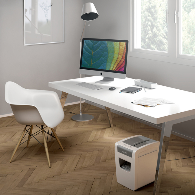 Skartovačka Leitz IQ Slim HOME Office 4x28