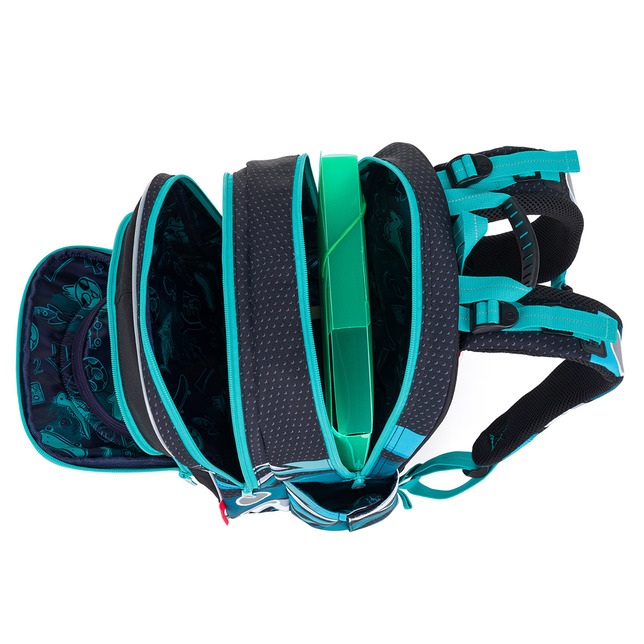 Könnyű iskolatáska Topgal ENDY Formula 25013