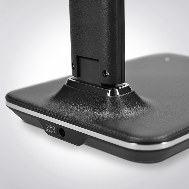 WO45B Led stolová lampa s displejom 9W, čierna imitácia koža