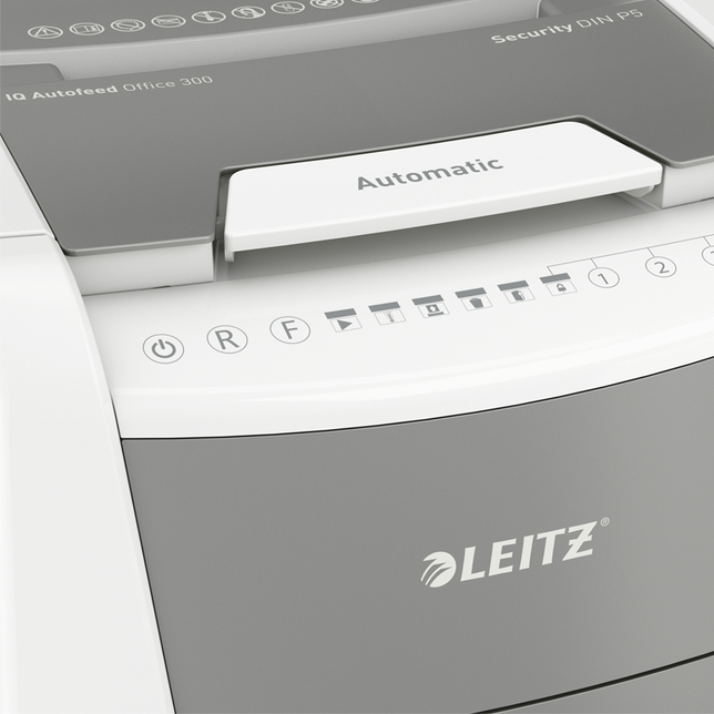 Skartovačka Leitz IQ AutoFeed 300 P5 2x15mm