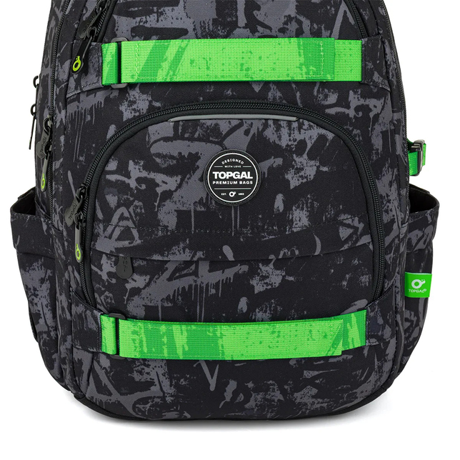Topgal VIKI Grafitti zöld 26041 iskolatáska