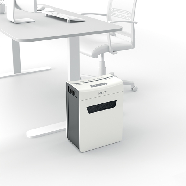 Skartovačka Leitz IQ Protect 8X 4,5x30