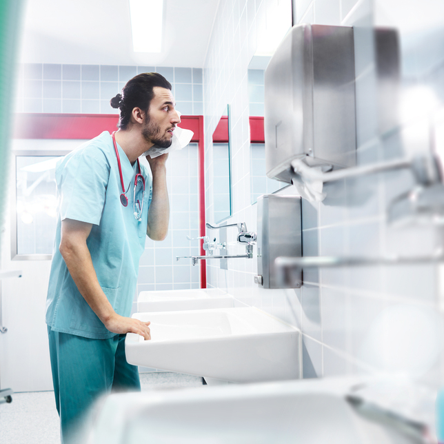 988366 Tálca hajtogatható törlőkendők számára, rozsdamentes acél