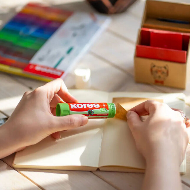 Lepiaca tyčinka Kores ECO 10g