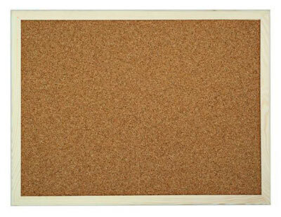 Korkové tabule v drevenom ráme 