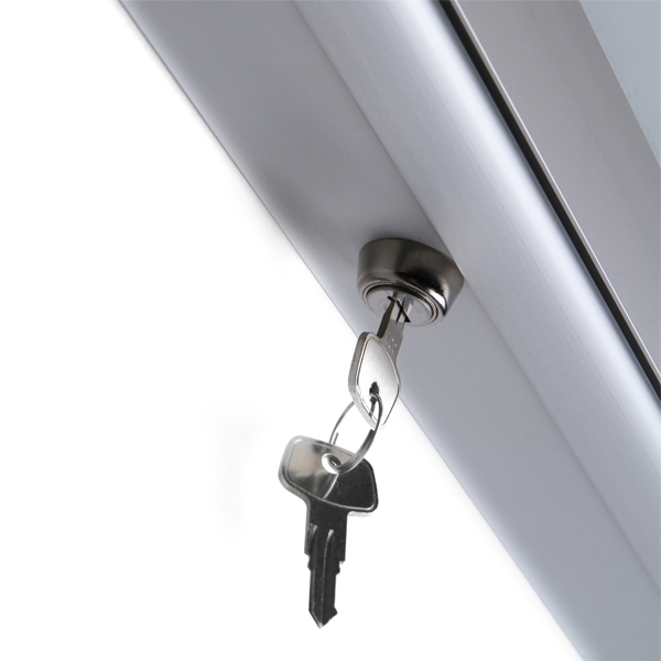 Vitríny do exteriéru extra pevné