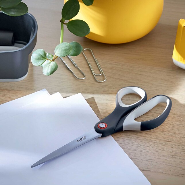 Titánové nožnice Leitz Cosy