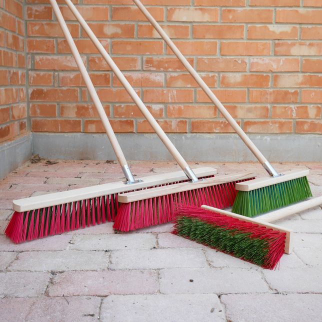 Metla cestárska 80cm šikmo osadenou násadou 140cm