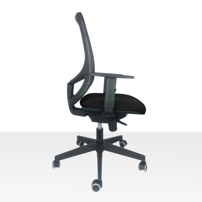 MANDY kancelárska stolička Synchro čierna s podrúčkami Bom02